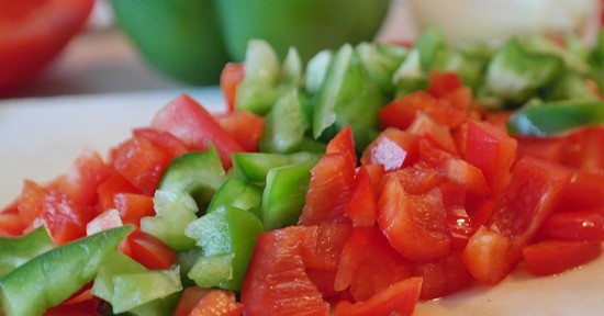 I peperoni sono ortaggi gustosi con poche calorie