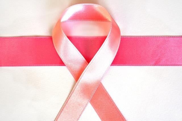 Tumore al seno: cause, sintomi, cure