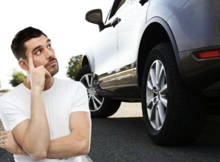 La patente di guida e il libretto di circolazione sono sicuramente i più noti e conosciuti, ma non sono sufficienti.