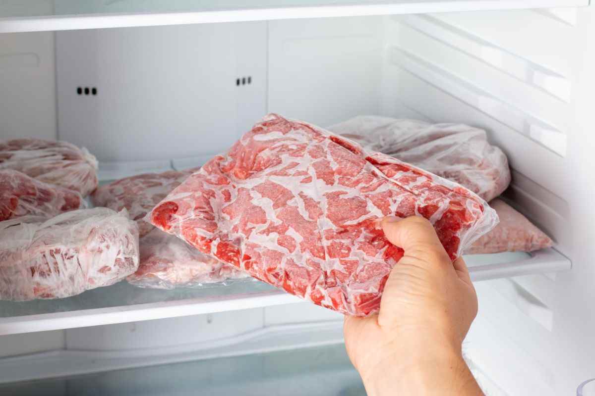 La carne congelata fa male?