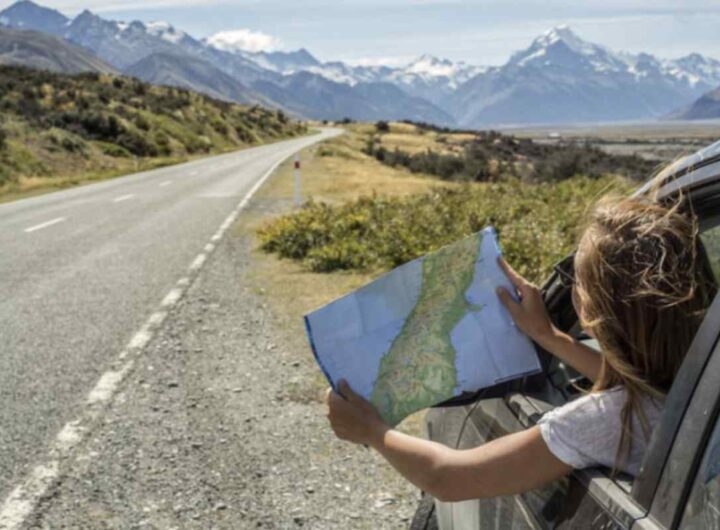 Questo borgo, che conta poco più di 2.300 abitanti, è noto per la sua imponente Rocca Malatestiana, le sue origini medievali e per una natura