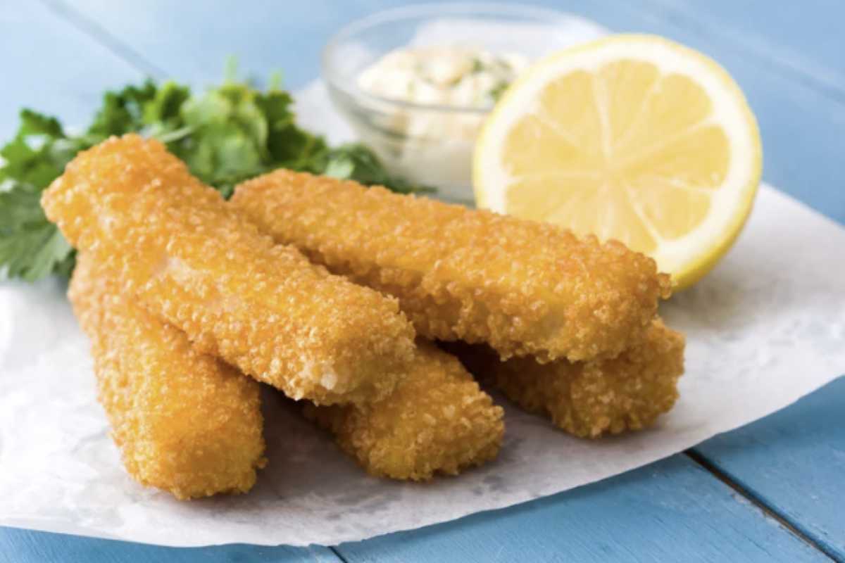 Tra le 19 marche analizzate, solo tre sono state classificate come “buone” secondo i parametri di Oko-Test: Frosta, Iglo