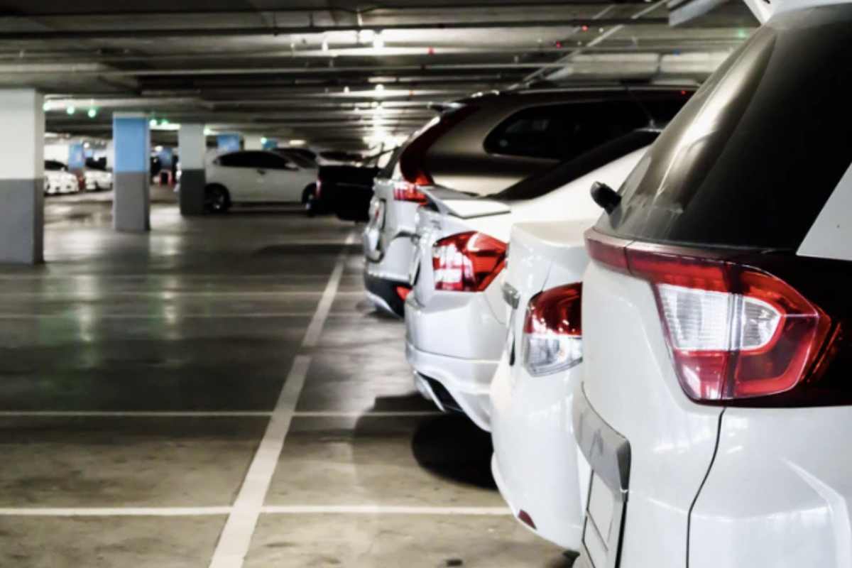 Con l’espansione delle aree urbane e la crescente domanda di posti auto, molte città italiane hanno implementato soluzioni innovative