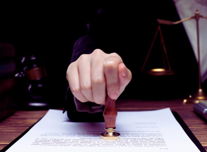 Conto Corrente cointestato, cosa succede se muore uno dei due titolari