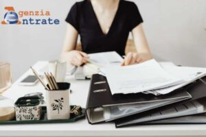 Le normative di riferimento e le prassi attuali impongono infatti una conservazione più lunga, per evitare sanzioni e problematiche