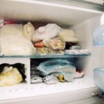 E' importante sfatare il mito secondo cui il cibo congelato possa mantenersi indefinitamente senza deteriorarsi.