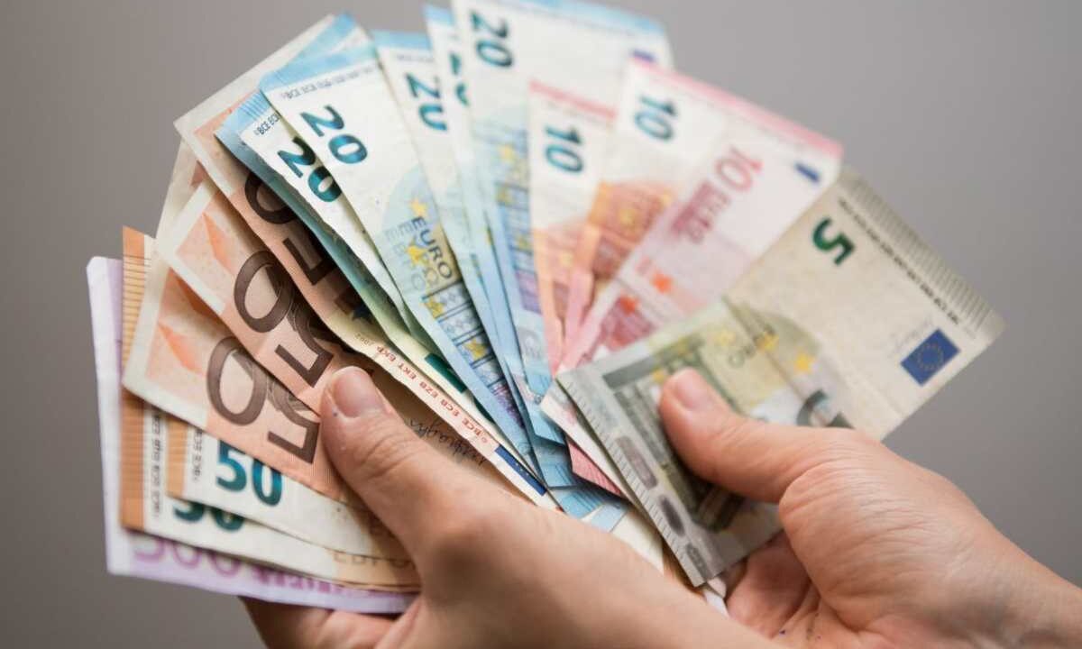 Come risparmiare 1000 euro al mese