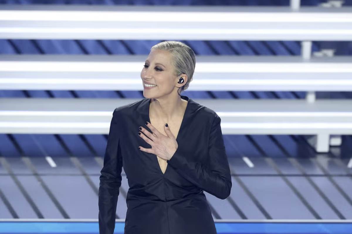 Quello che emerge chiaramente dalle parole di Malika Ayane è l'idea di un amore maturo e consapevole, che non si lascia condizionare